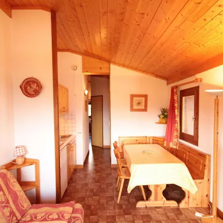 Apartment 2 Pieces Pour 6 Personnes Aux Saisies, Proche Des Pistes Et Commerces - Fr-1-293-6